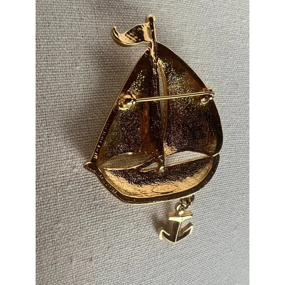 Avon Sailboat Brooch Nautical Enamel Anchor Charm Coastal Grandma Vintage Resort